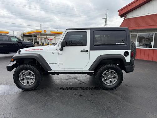 Bright White Clearcoat 2011 Jeep Wrangler Sport