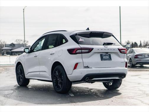 2025 Ford Escape ST-Line Elite