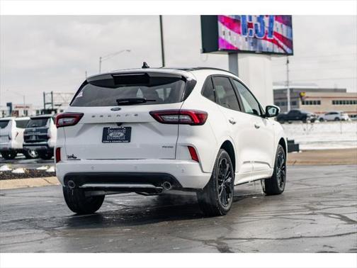 2025 Ford Escape ST-Line Elite