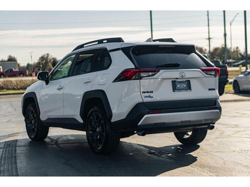 2023 Toyota RAV4 Adventure
