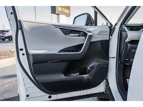 2023 Toyota RAV4 Adventure