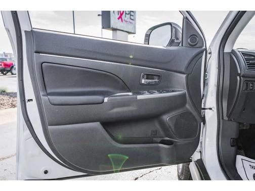 2023 Mitsubishi Outlander Sport SE