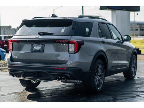 Carbonized Gray 2026 Ford Explorer ST