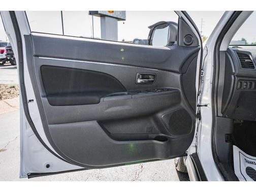 2023 Mitsubishi Outlander Sport 2.0 ES