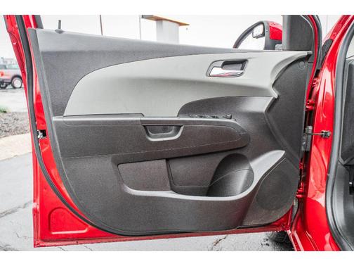 2012 Chevrolet Sonic 2LT