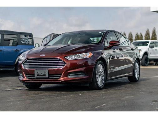 2016 Ford Fusion Hybrid SE