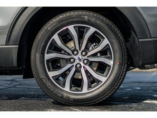 Carbonized Gray Metallic 2026 Ford Explorer ST-Line