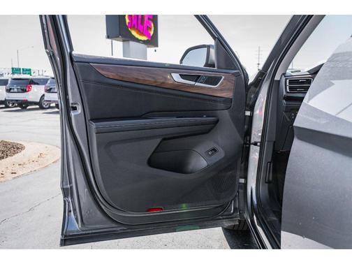 2024 Volkswagen Atlas 2.0T SE w/Technology 4MOTION