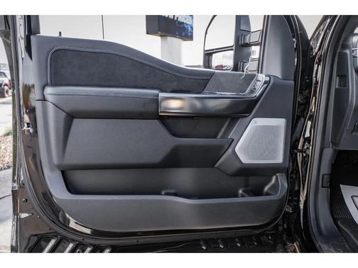 2025 Ford F-350 Platinum