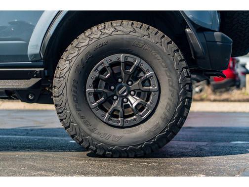 Azure Gray Metallic Tri-Coat 2025 Ford Bronco Raptor