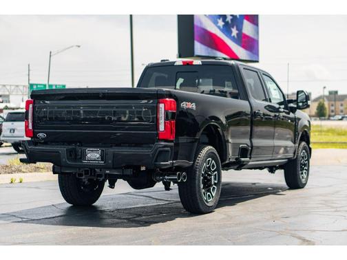 2025 Ford F-250 Platinum