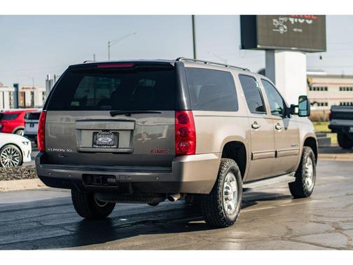 2013 GMC Yukon XL 2500 SLE