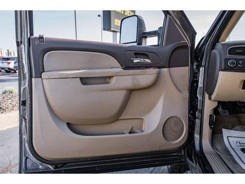 2013 GMC Yukon XL 2500 SLE