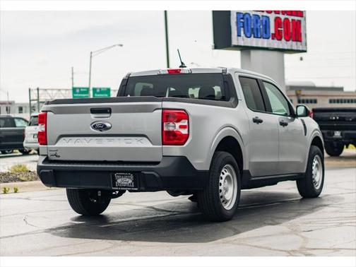 2023 Ford Maverick XL