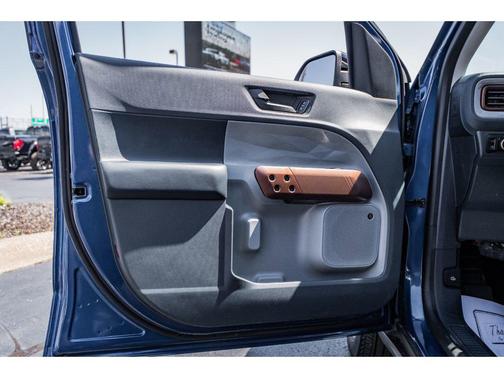 Atlas Blue 2024 Ford Maverick Lariat