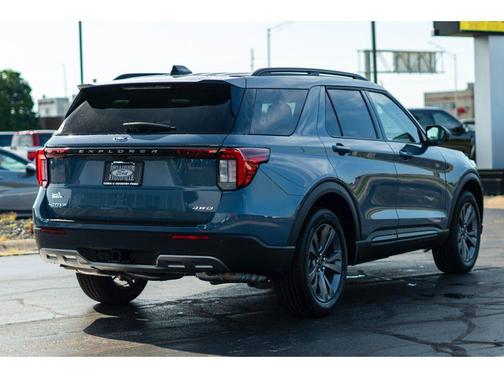 Vapor Blue Metallic 2026 Ford Explorer Active