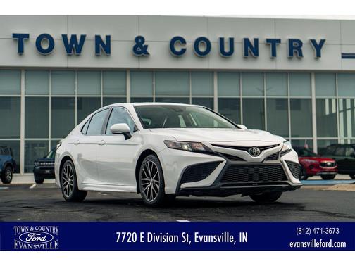 2023 Toyota Camry SE
