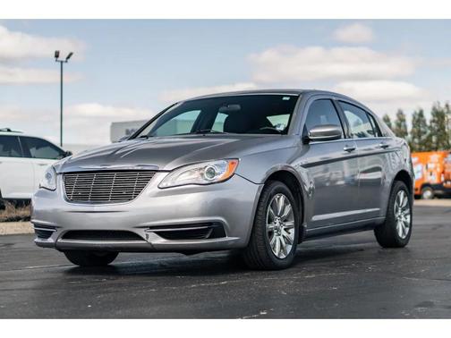 2013 Chrysler 200 Touring