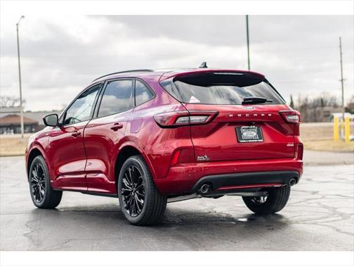 2025 Ford Escape ST-Line Elite