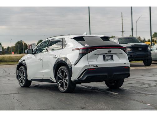 2024 Toyota bZ4X Limited