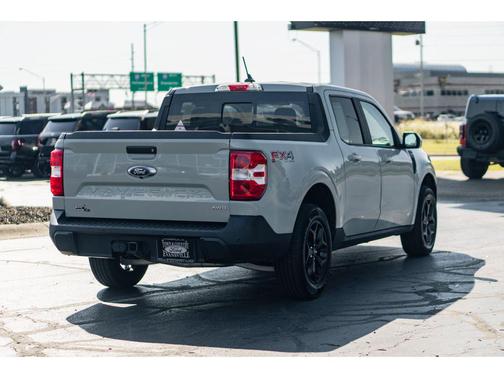 2023 Ford Maverick Lariat