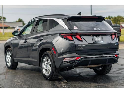 Dark Gray Metallic 2024 Hyundai TUCSON SEL