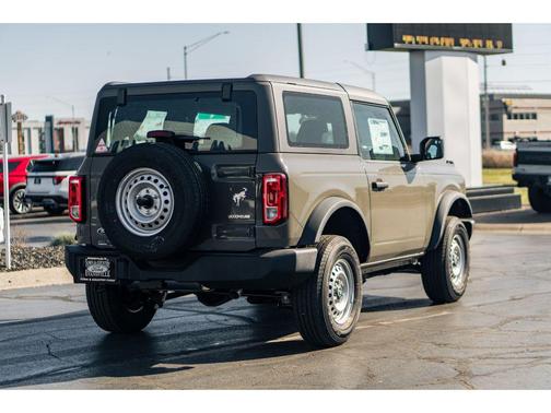 2025 Ford Bronco Base