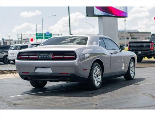 2016 Dodge Challenger SXT