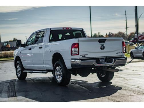 2023 RAM 3500 Big Horn Crew Cab 4x4 6'4' Box