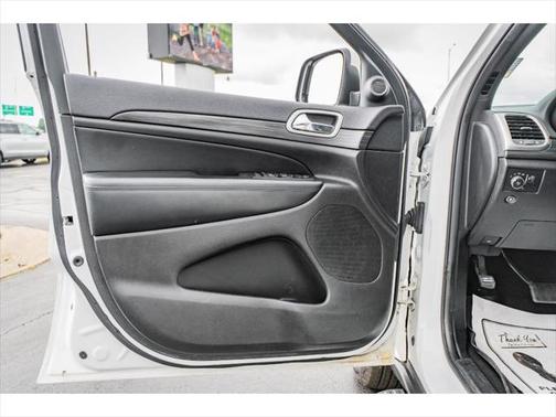 2019 Jeep Grand Cherokee Laredo