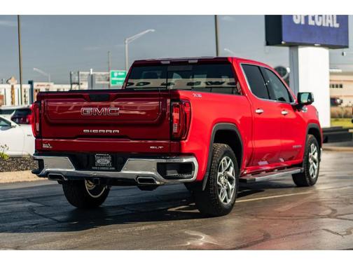 2022 GMC Sierra 1500 SLT