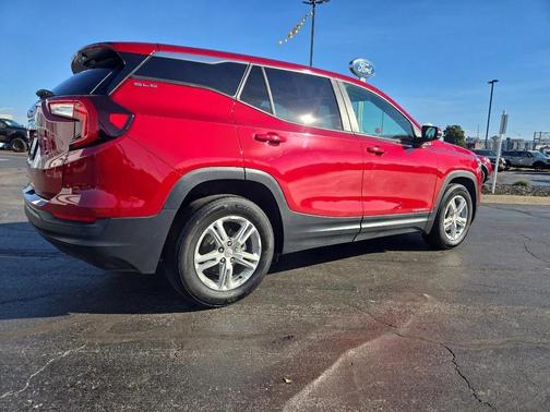 2024 GMC Terrain SLE