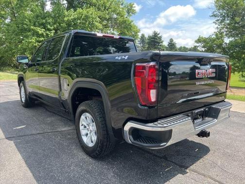 2023 GMC Sierra 1500 SLE