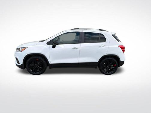 Summit White 2020 Chevrolet Trax LT