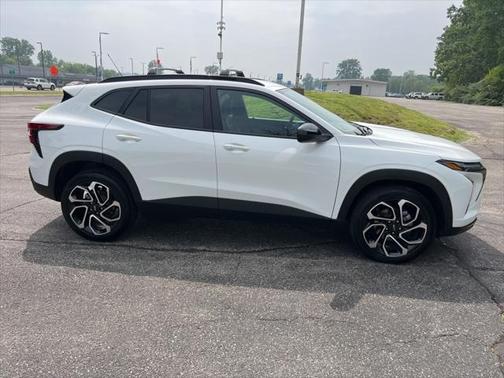 2025 Chevrolet Trax FWD 2RS