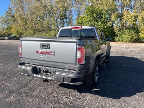 2022 GMC Canyon AT4
