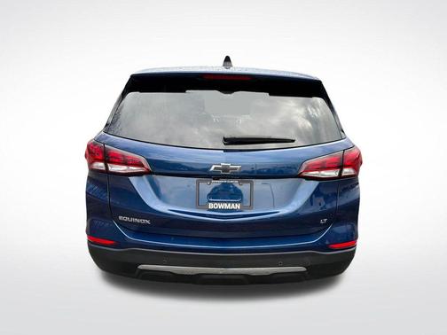 Blue Glow Metallic 2022 Chevrolet Equinox 1LT
