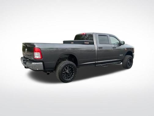 2019 RAM 2500 Tradesman Crew Cab 4x4 8' Box