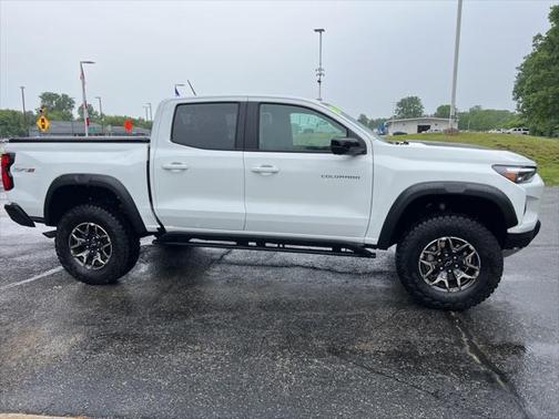 2024 Chevrolet Colorado ZR2