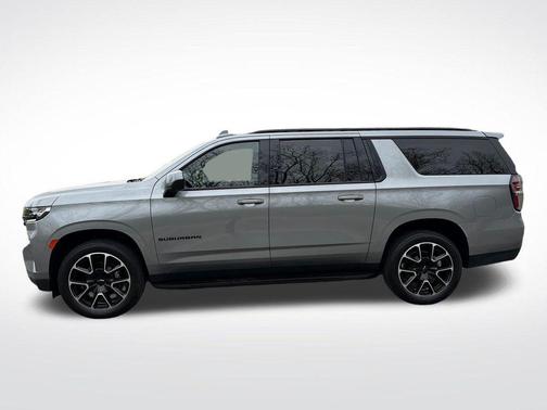 Sterling Gray Metallic 2023 Chevrolet Suburban RST