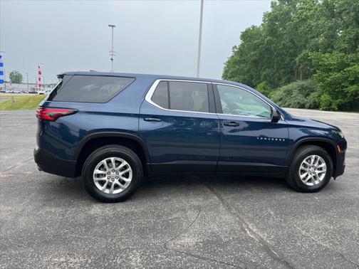 2023 Chevrolet Traverse LS