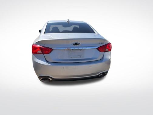 Silver Ice Metallic 2018 Chevrolet Impala 2LZ