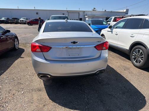 Silver Ice Metallic 2018 Chevrolet Impala 2LZ