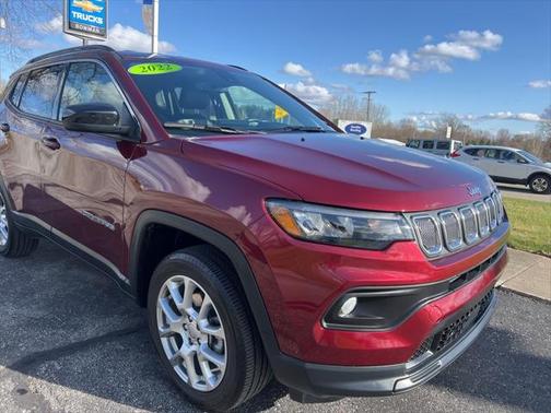 2022 Jeep Compass Latitude Lux