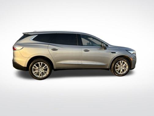 2024 Buick Enclave Essence FWD