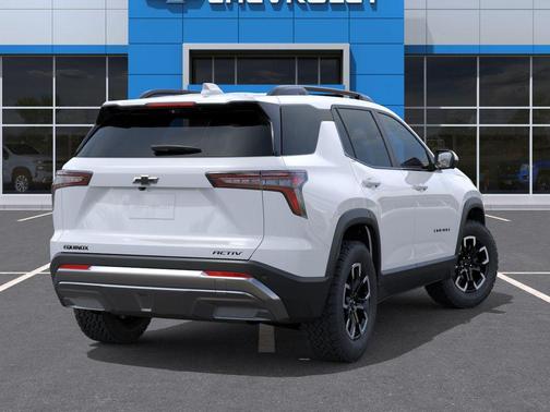Polar White Tricoat 2027 Chevrolet Equinox ACTIV AWD