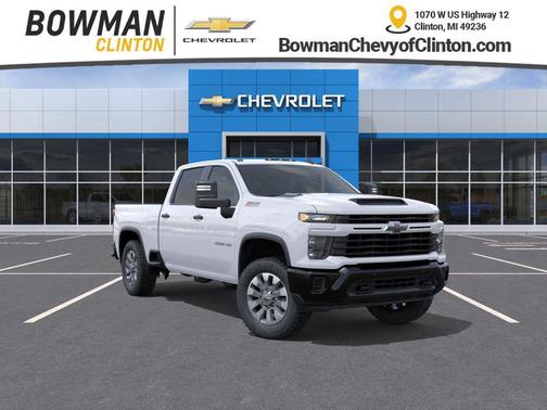 Summit White 2026 Chevrolet Silverado 2500 Custom