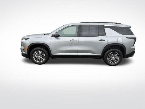 Sterling Gray Metallic 2026 Chevrolet Traverse LT