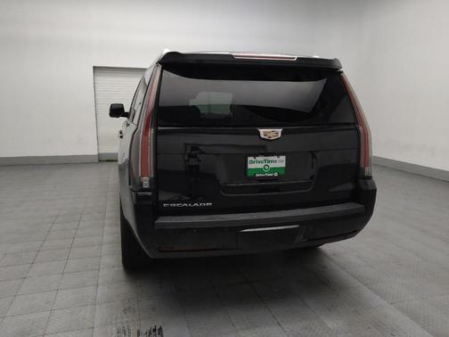 2019 Cadillac Escalade Luxury