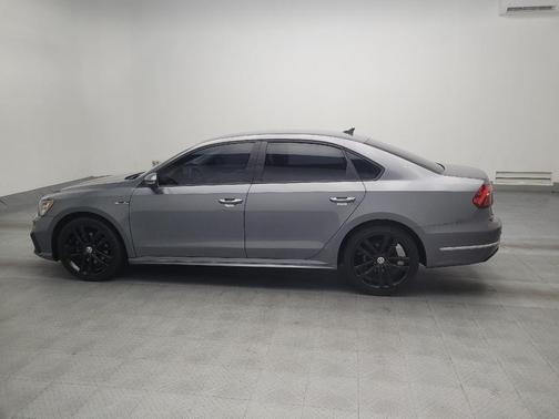 2018 Volkswagen Passat 2.0T R-Line